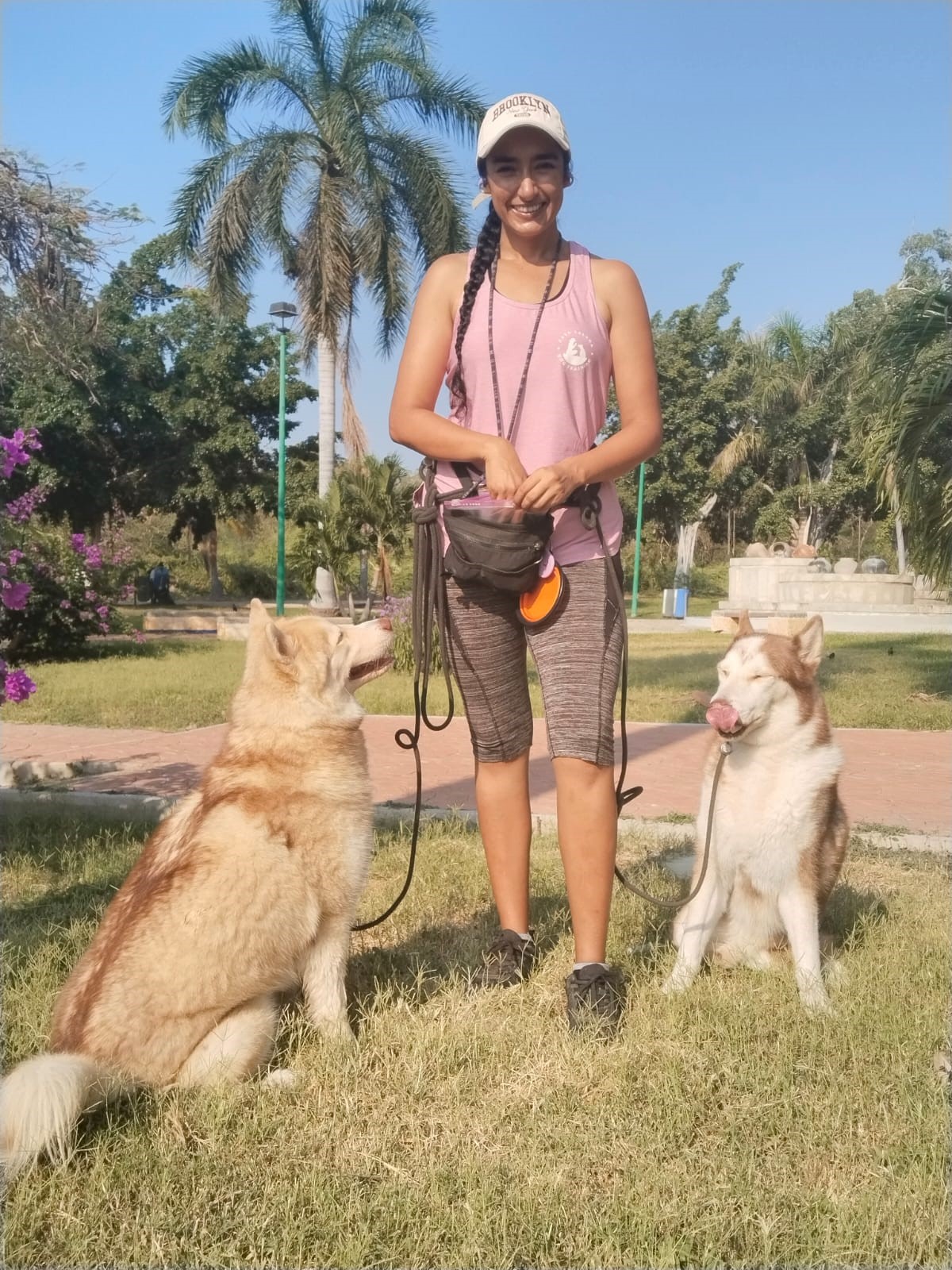 Silvia with her two huskies Ragnar and Sanji in Huatulco